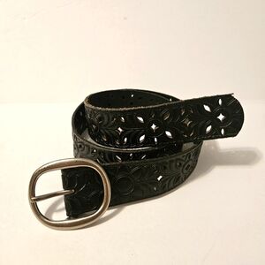 Fossil Belt Black Cutout Floral with Silver Buckle Sz M
